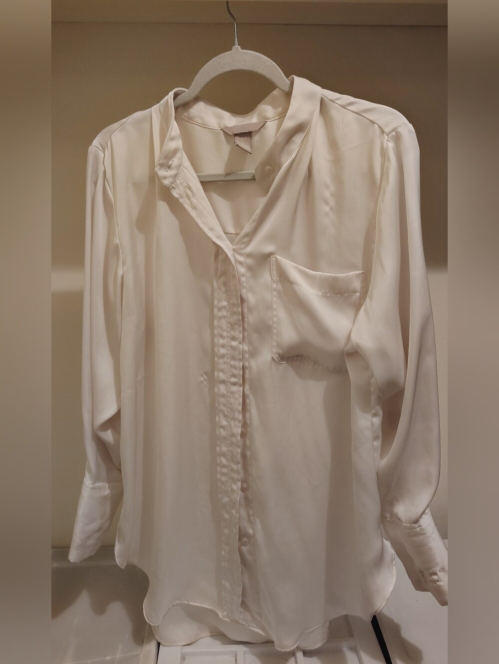 H&M Women's White Satin Button-Down Blouse
